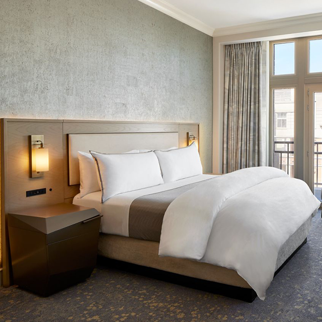 Zwevend nachtkastje in Westin-stijl met USB-poorten