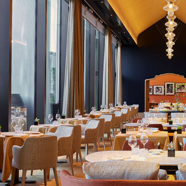 M&oacute;veis de madeira para restaurantes para hot&eacute;is