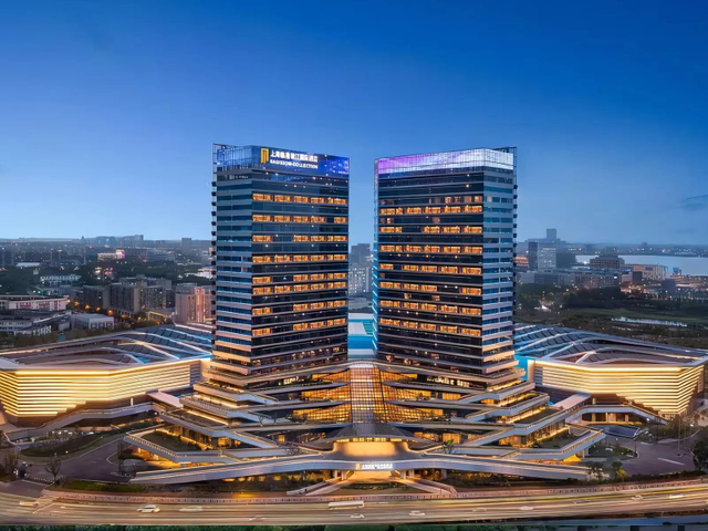 Perabotan kamar suite hotel -Ruang makan-Projiect-01